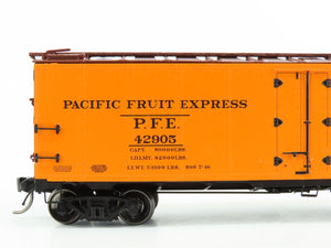 HO InterMountain 46702-69 PFE Pacific Fruit Express SP/UP R40-10 Reefer #42905