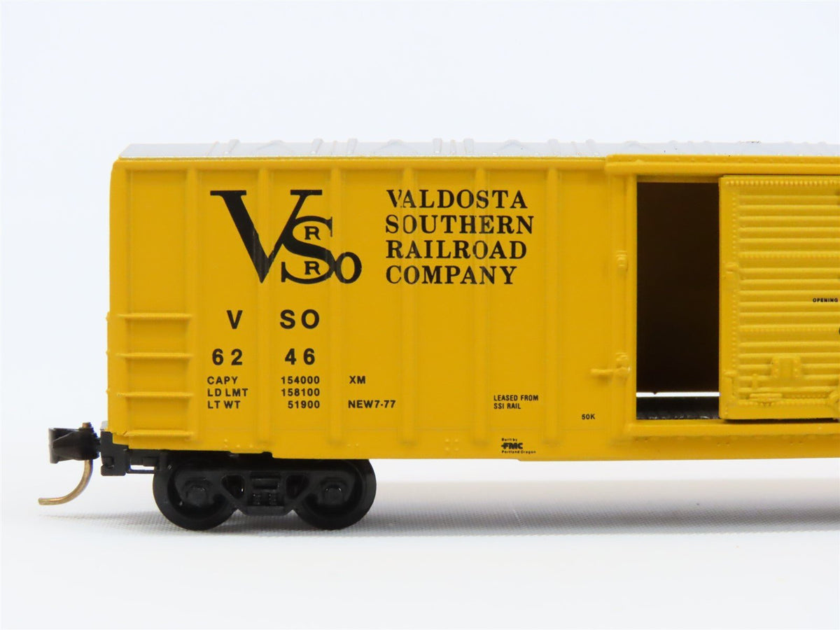 N Scale Micro-Trains MTL/Kadee 25450 VSO Valdosta Southern 50&#39; Boxcar #6246