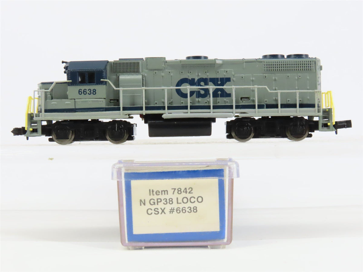 N Scale Life-Like 7842 CSX Railway GP38 Diesel Locomotive #6638