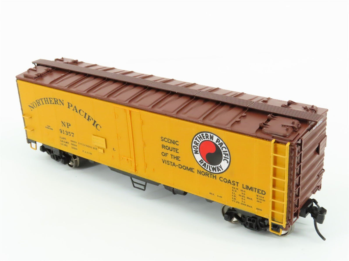 HO Scale InterMountain NP Northern Pacific R-40-25 Reefer #91357