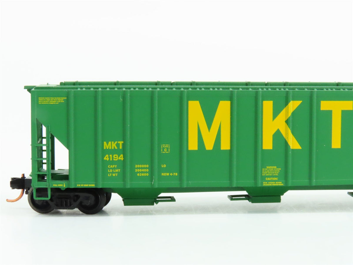 N Scale Micro-Trains MTL 09900011 MKT 3-Bay Covered Hopper #4194