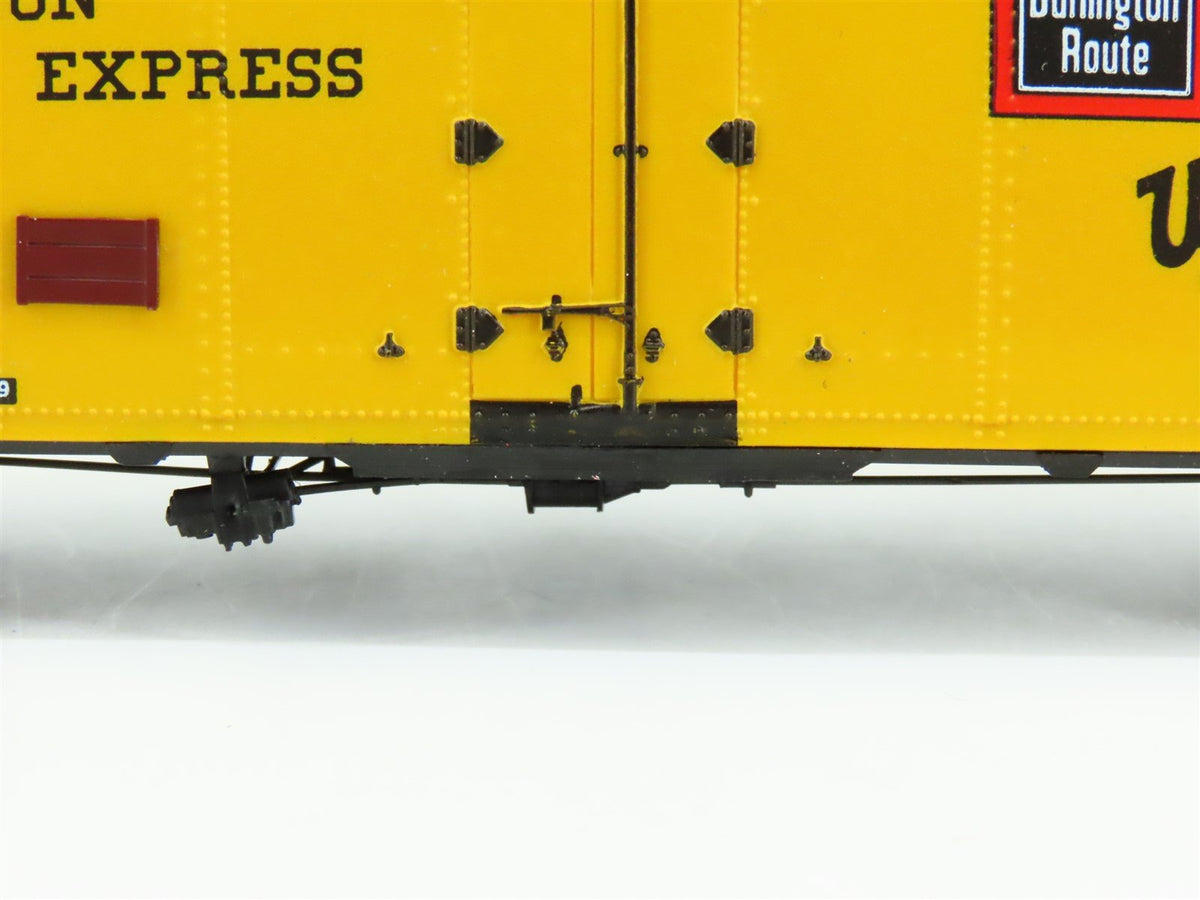 HO Scale InterMountain BREX Burlington Route &quot;Zephyrs&quot; R-40-23 Reefer #74225