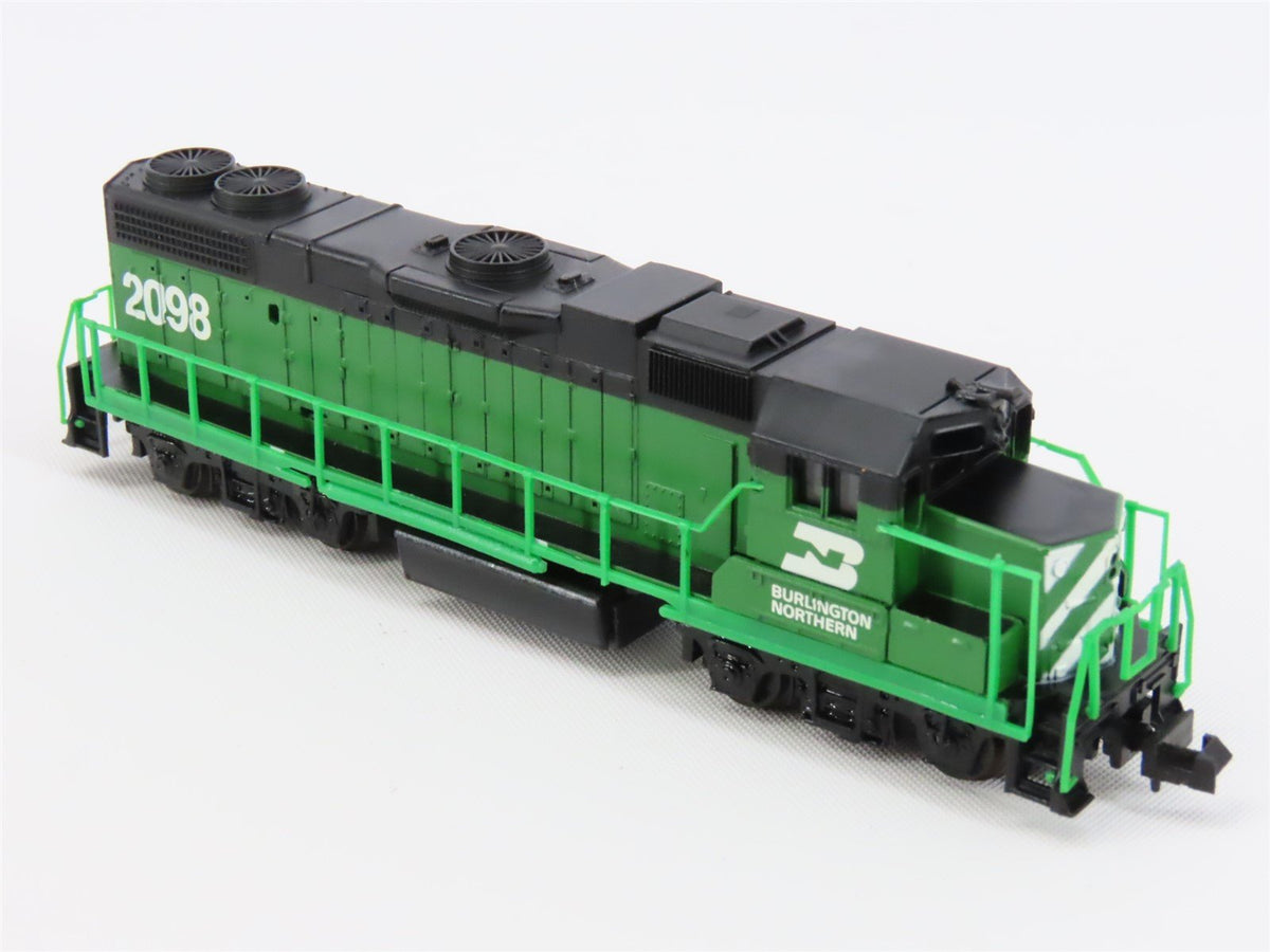 N Scale Life-Like 7841 BN Burlington Northern GP38 Diesel Locomotive #2098