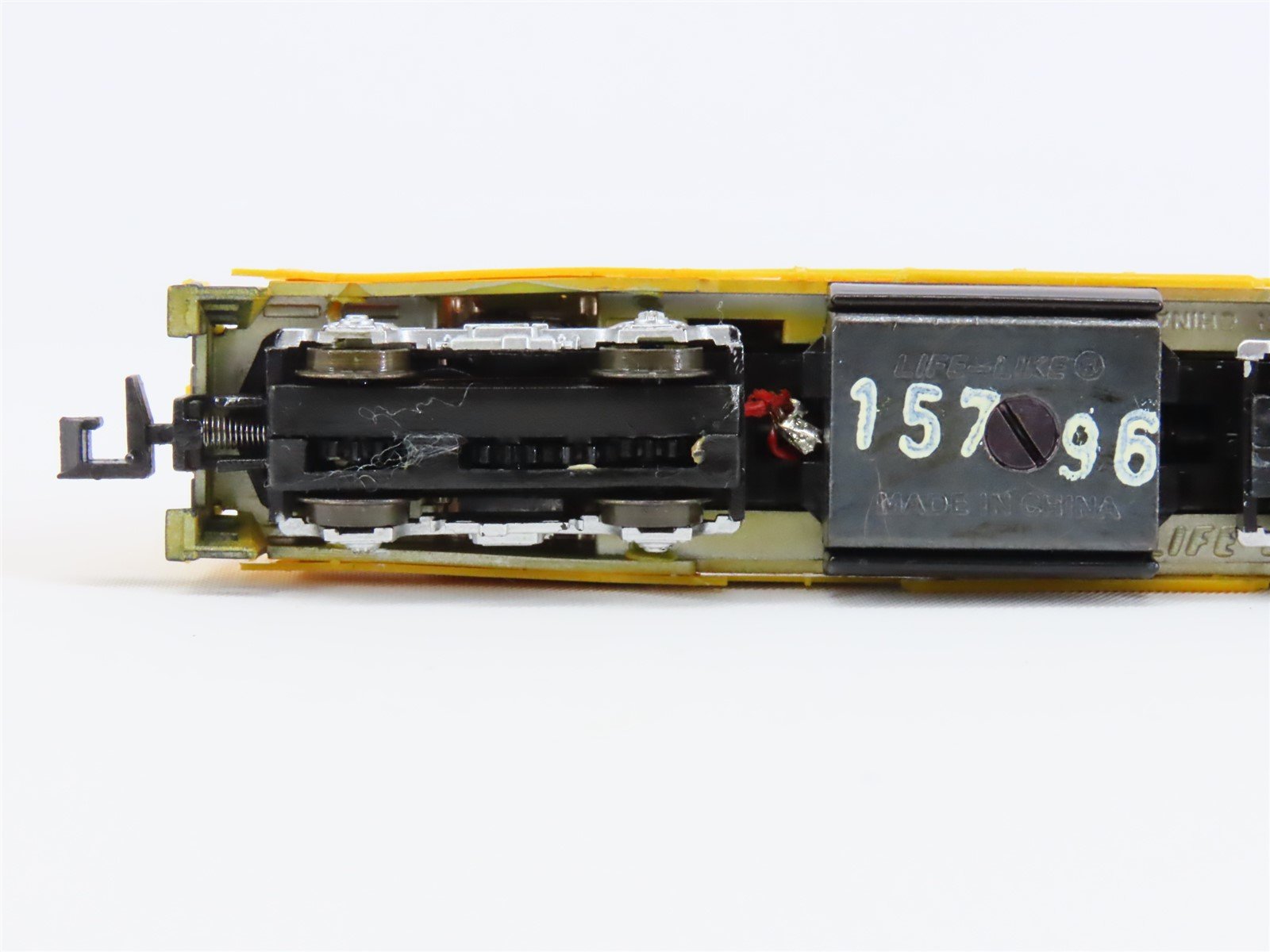 N Scale Life-Like 7843 ATSF Santa Fe GP38 Diesel Locomotive #3500