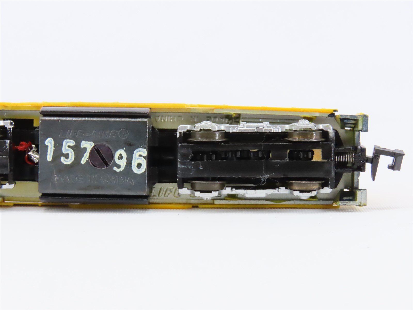 N Scale Life-Like 7843 ATSF Santa Fe GP38 Diesel Locomotive #3500