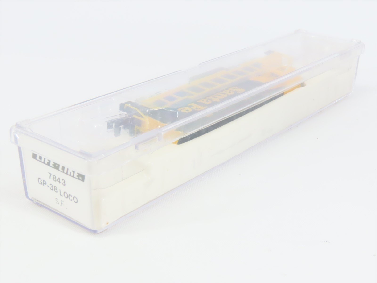 N Scale Life-Like 7843 ATSF Santa Fe GP38 Diesel Locomotive #3500