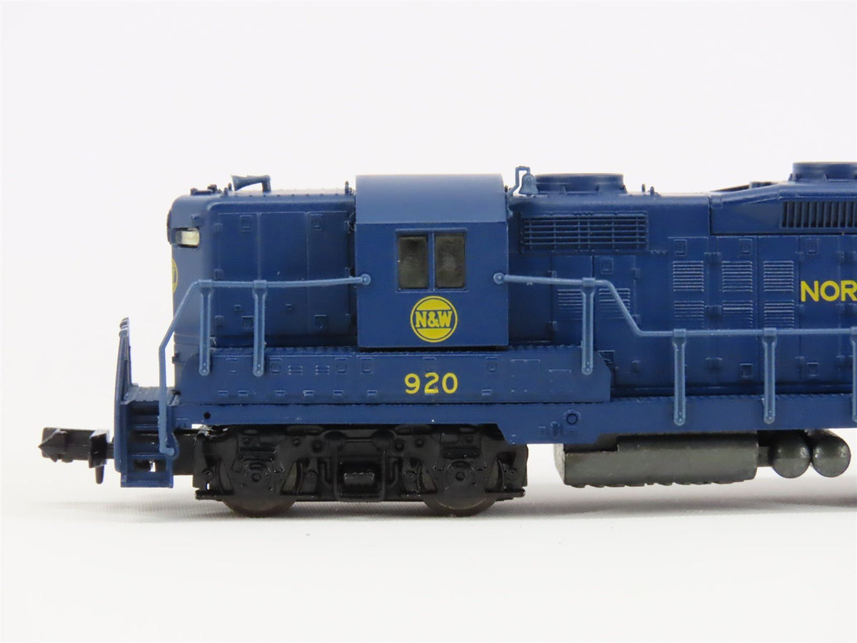 N Scale Life-Like 7114 N&amp;W Norfolk &amp; Western GP18 Diesel Locomotive #920