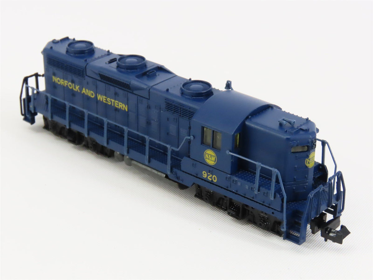 N Scale Life-Like 7114 N&amp;W Norfolk &amp; Western GP18 Diesel Locomotive #920