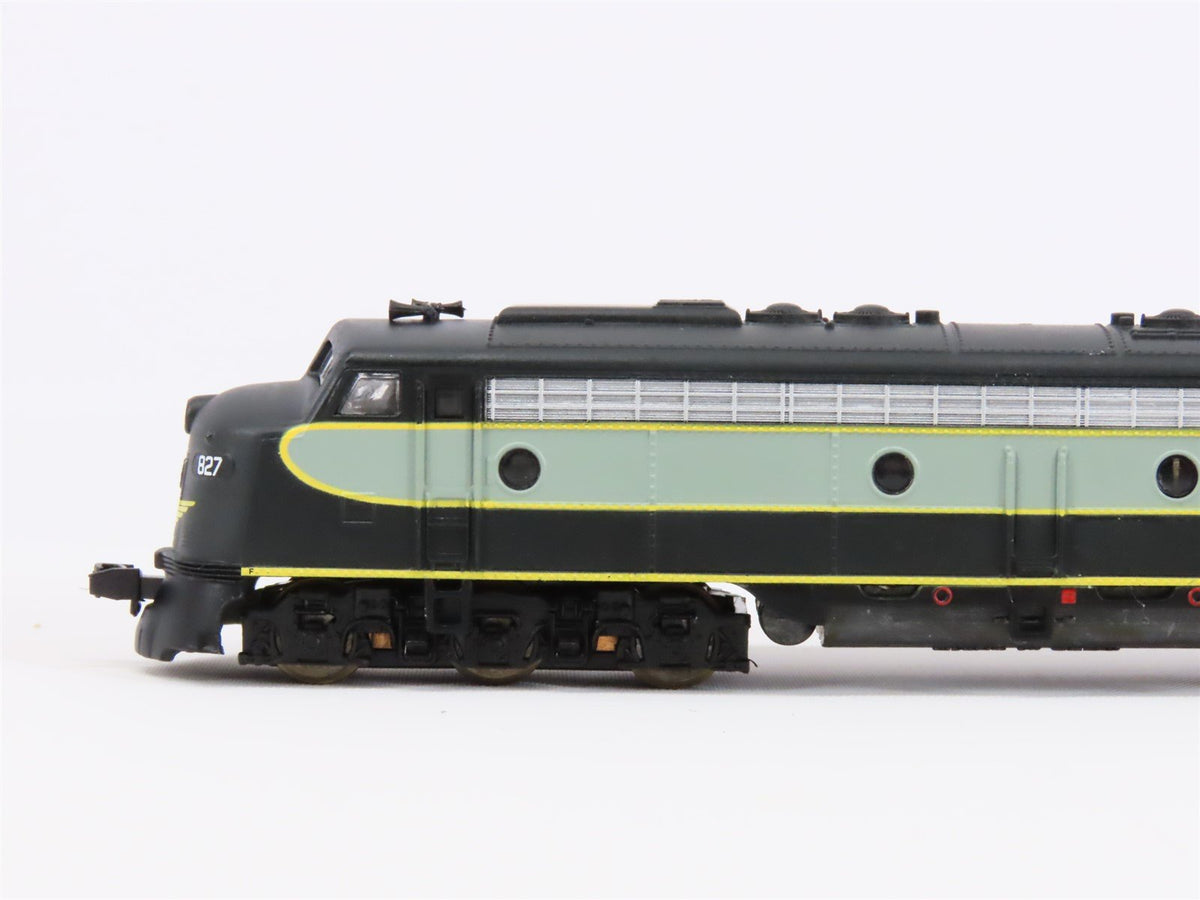 N Scale Life-Like 7187 Erie Railway E8A Diesel Locomotive #827