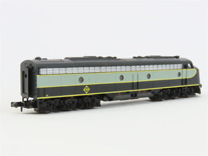 N Scale Life-Like 7187 Erie Railway E8A Diesel Locomotive #827