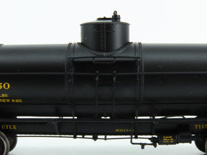 HO Scale Tangent #19021-05 UTLX Union Tank Cargo Single Dome Tank Car #71150