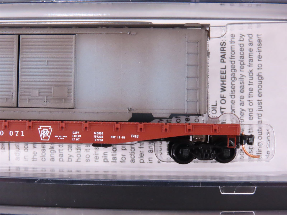 N Micro-Trains MTL 99300135 PRR 50&#39; Flat Cars w/Retired Freight Car Load 4-Pack