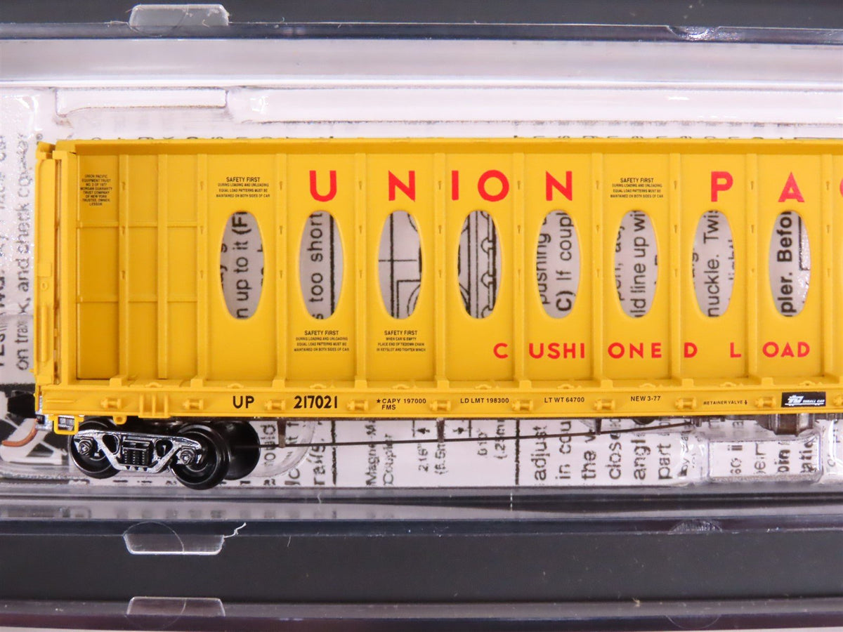 N Micro-Trains MTL 99300149 UP Union Pacific 60&#39; Centerbeam Flat Cars 4-Pack