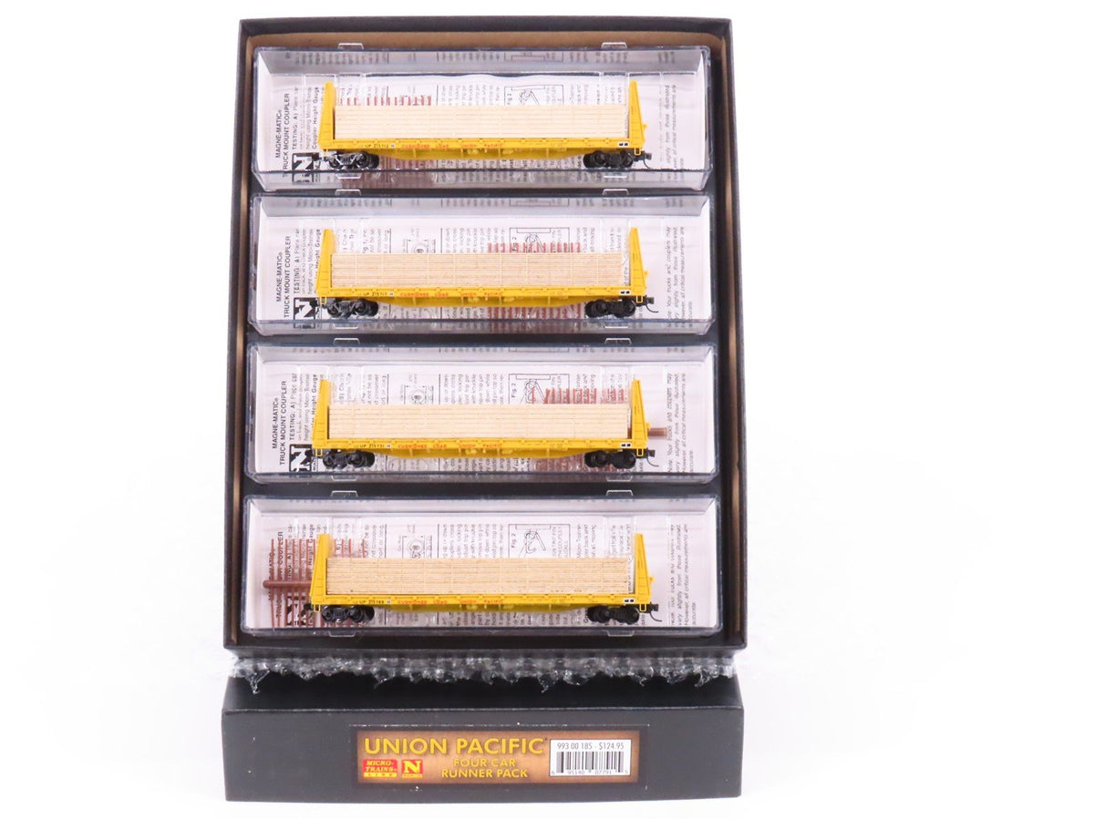 N Micro-Trains MTL 99300185 UP Union Pacific 61&#39; Bulkhead Flat Car w/Load 4-Pack