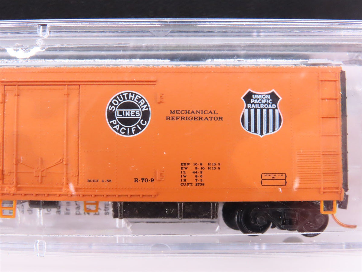 N Micro-Trains MTL 99300811 PFE Pacific Fruit Express 51&#39; Mech Reefers 8-Pack