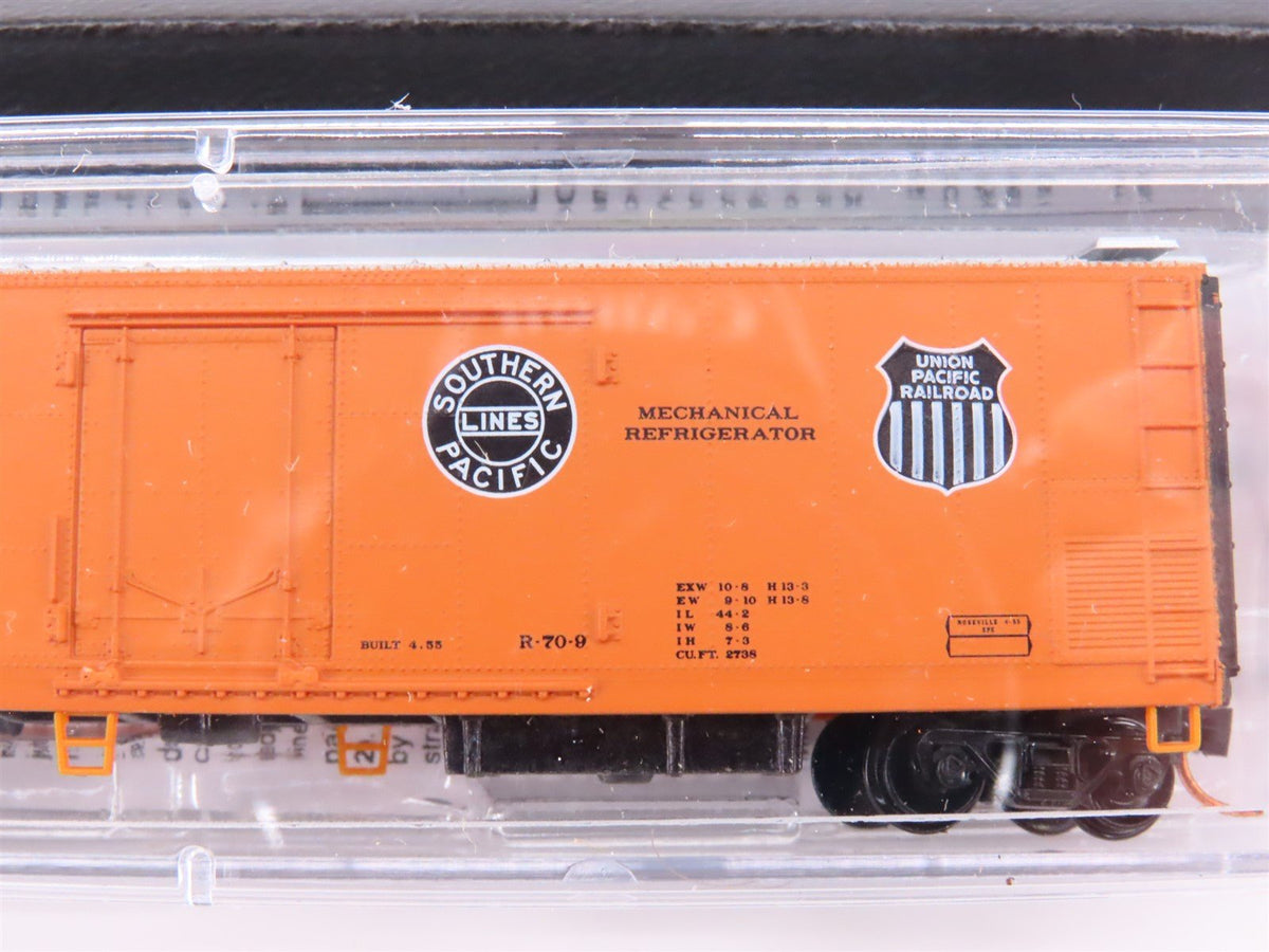 N Micro-Trains MTL 99300811 PFE Pacific Fruit Express 51&#39; Mech Reefers 8-Pack