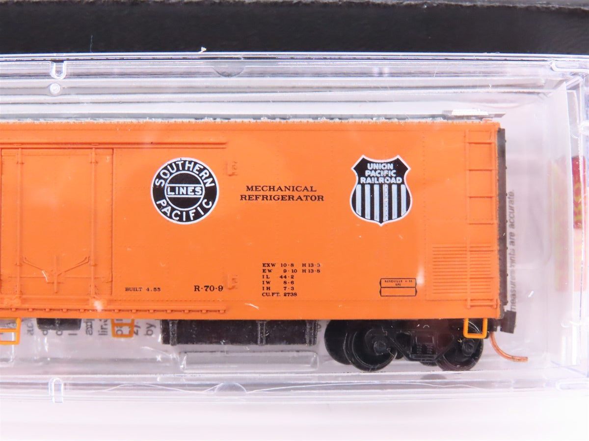 N Micro-Trains MTL 99300811 PFE Pacific Fruit Express 51&#39; Mech Reefers 8-Pack