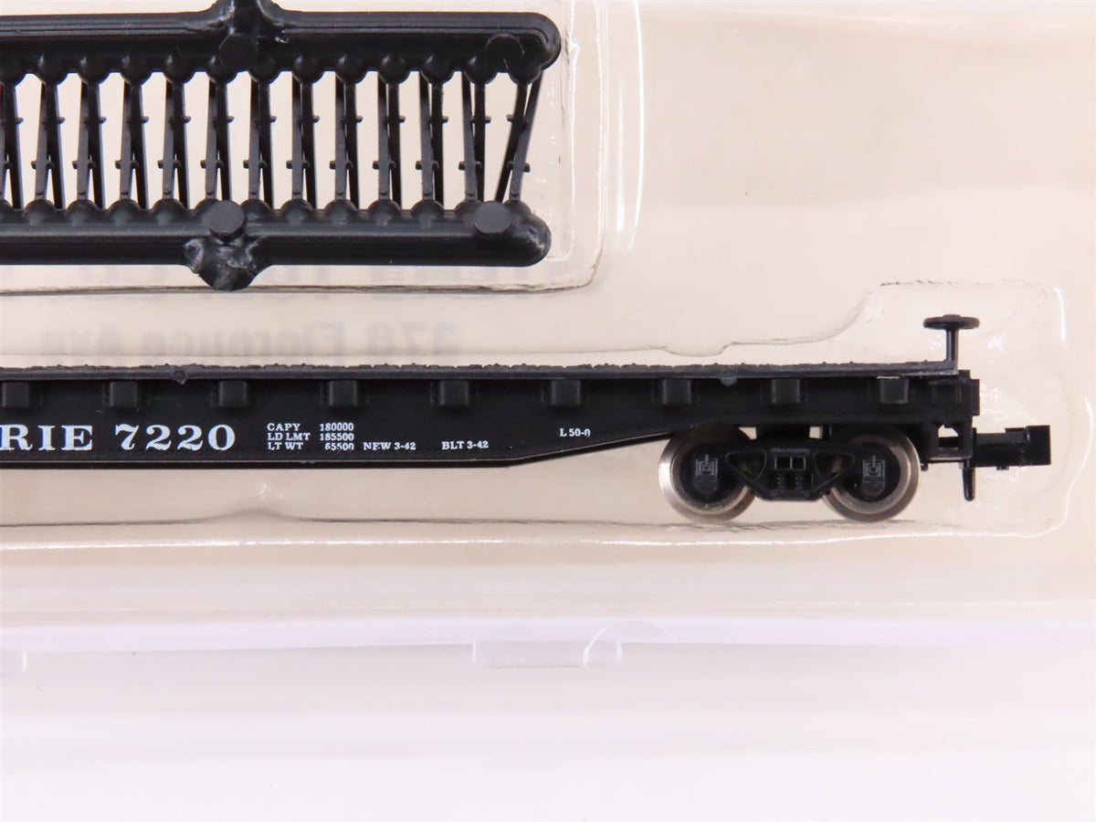 N Scale Atlas 3805 ERIE Railroad 50&#39; Flat Car #7220 w/ Stakes