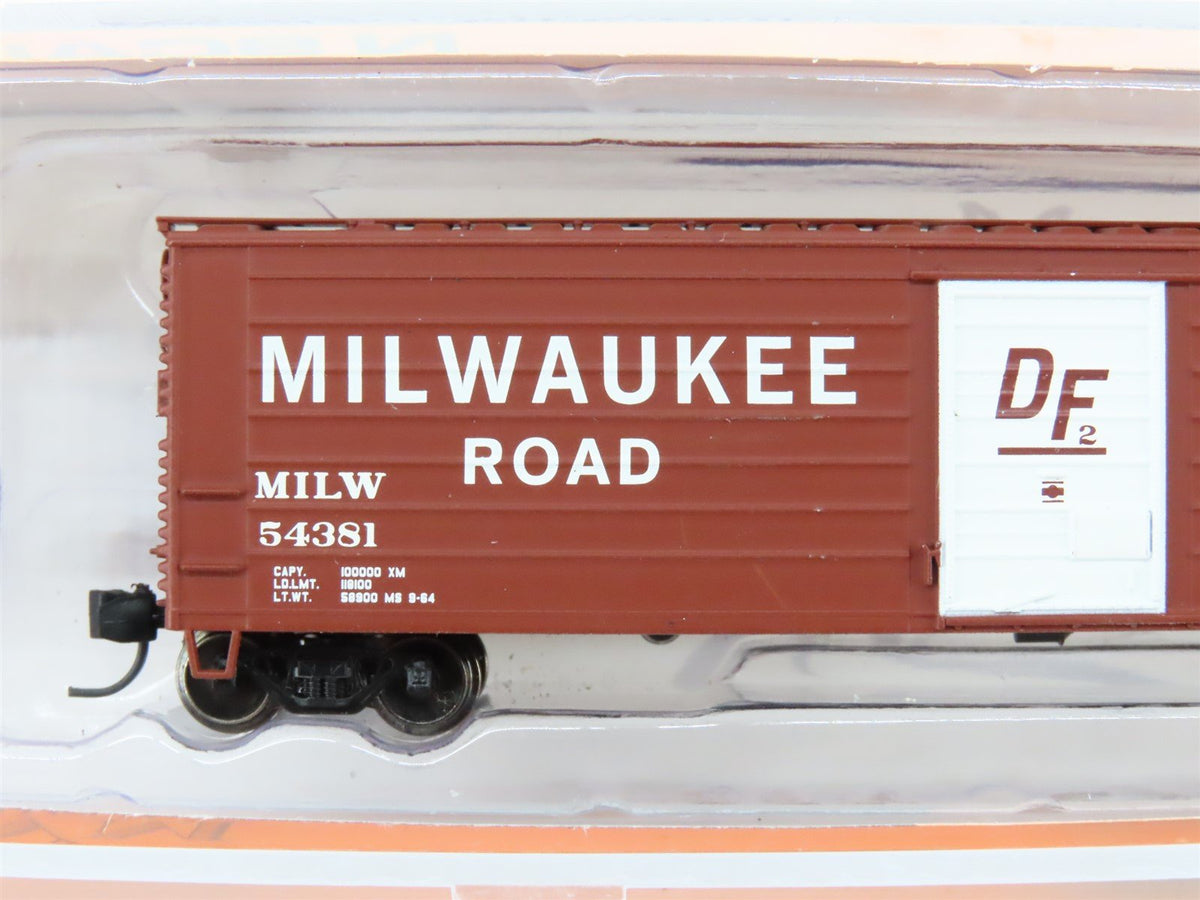 N Fox Valley FVM 90424 MILW Milwaukee Road &quot;White DF&quot; 50&#39; Box Car #54381