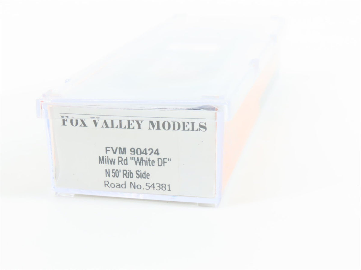 N Fox Valley FVM 90424 MILW Milwaukee Road &quot;White DF&quot; 50&#39; Box Car #54381