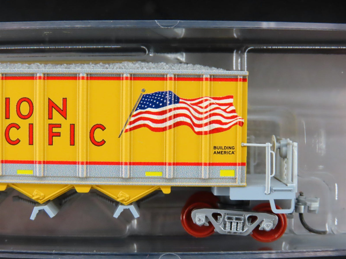 N Micro-Trains NSE MTL 20-67 UP Union Pacific 3-Bay Ortner Hoppers w/Load 2-Pack