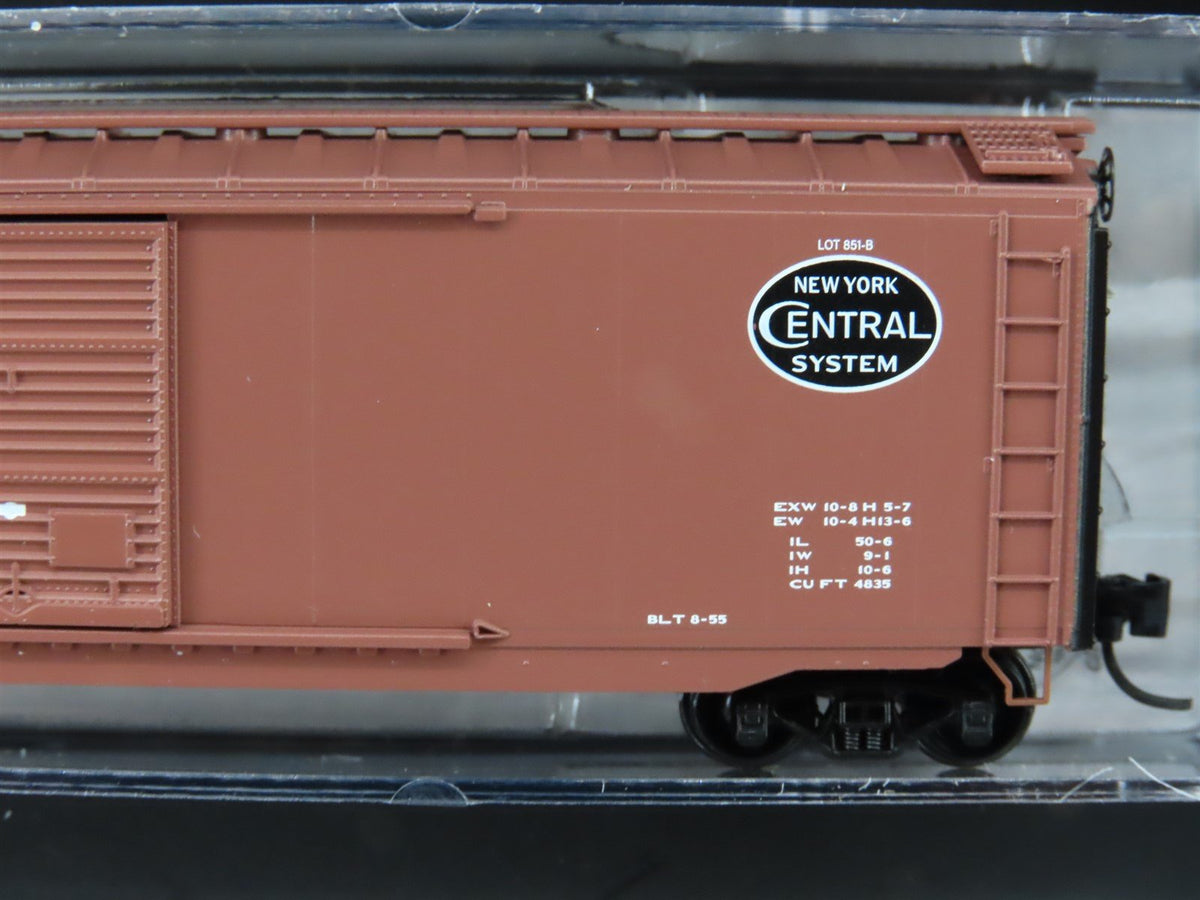 N Micro-Trains MTL 99302040 NYC New York Central &quot;April Fools&quot; Box Cars 2-Pack