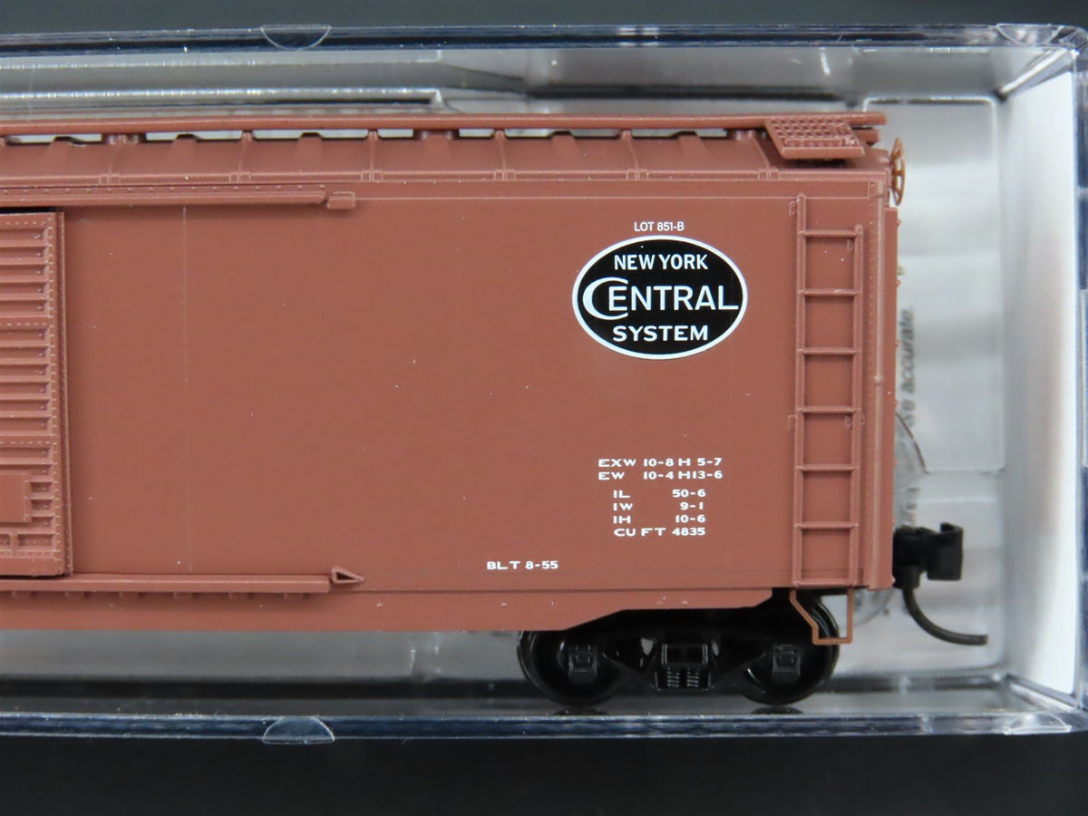 N Micro-Trains MTL 99302040 NYC New York Central &quot;April Fools&quot; Box Cars 2-Pack