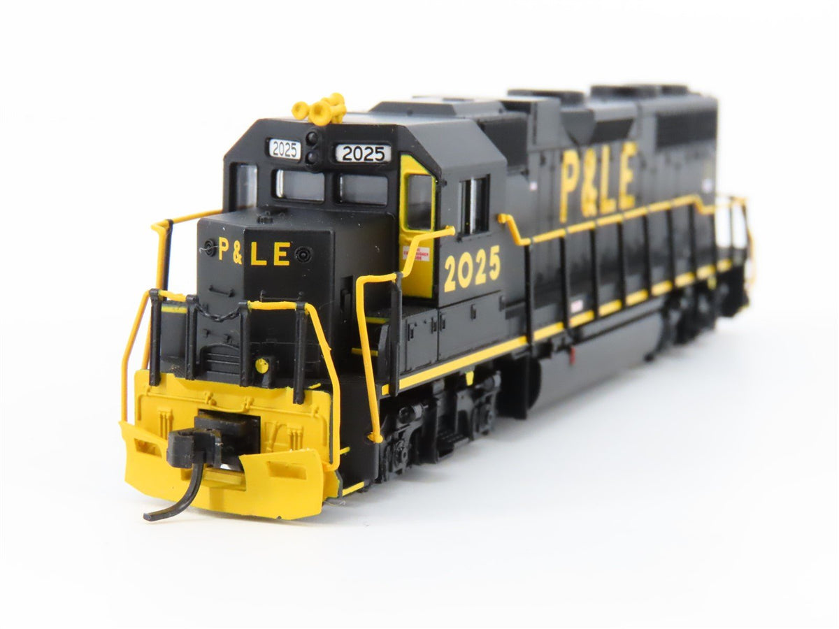 N Atlas 49847 P&amp;LE Pittsburgh &amp; Lake Erie EMD GP38 Diesel #2025 - DCC Ready