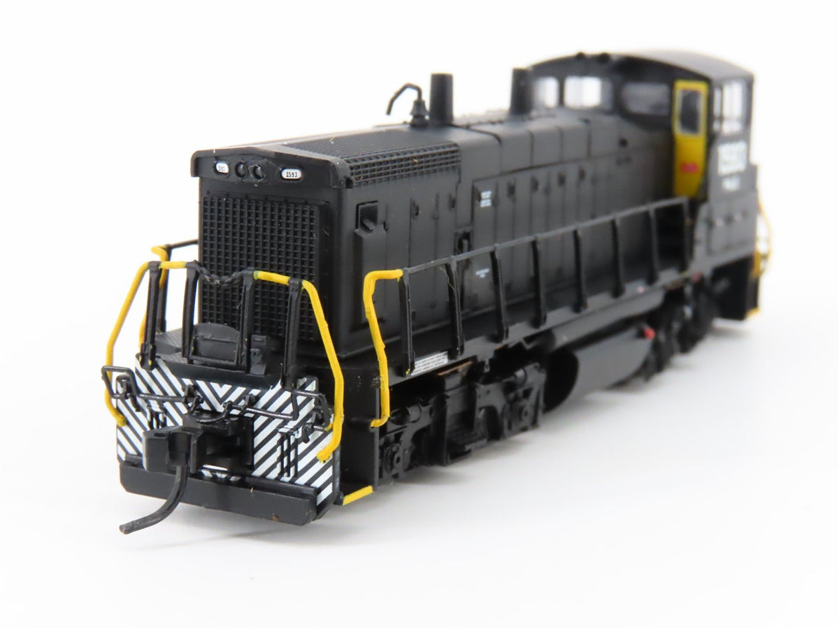 N Atlas P&amp;LE Pittsburgh &amp; Lake Erie MP15DC Diesel Switcher #1593 - DCC Ready