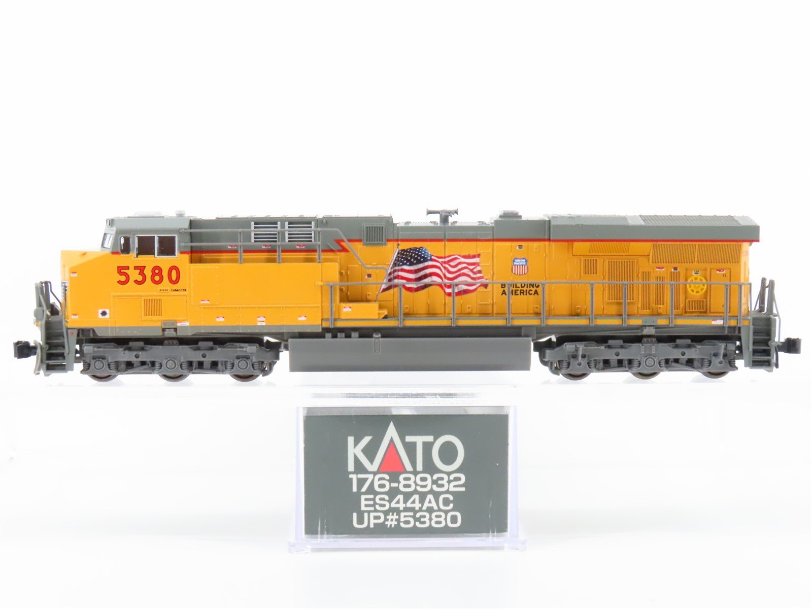 N Scale KATO 176-8932 UP "Building America" GE ES44AC Diesel #5380 - DCC Ready