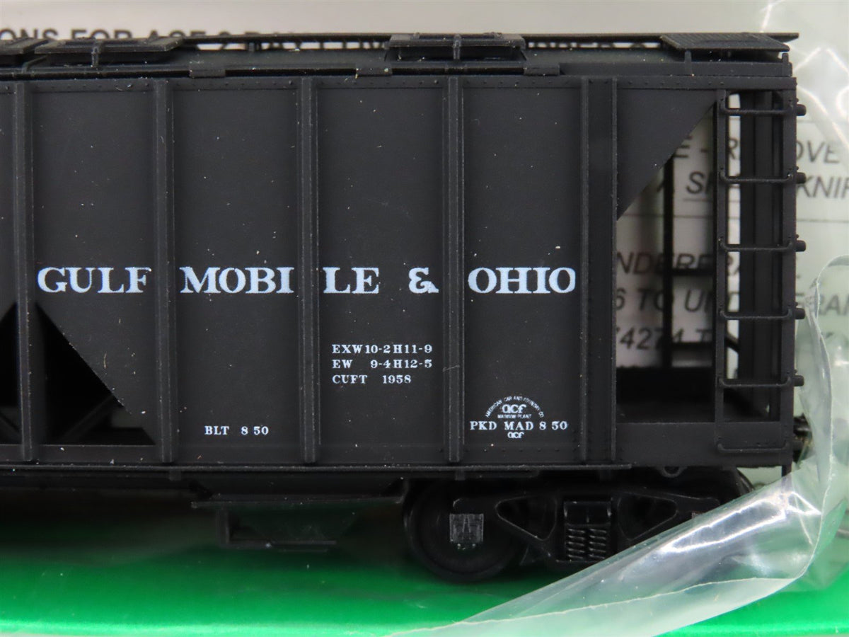 LOT of 10 HO Scale Bowser GM&amp;O/D&amp;H/CG/STLB&amp;M Railroad 2-Bay Covered Hoppers