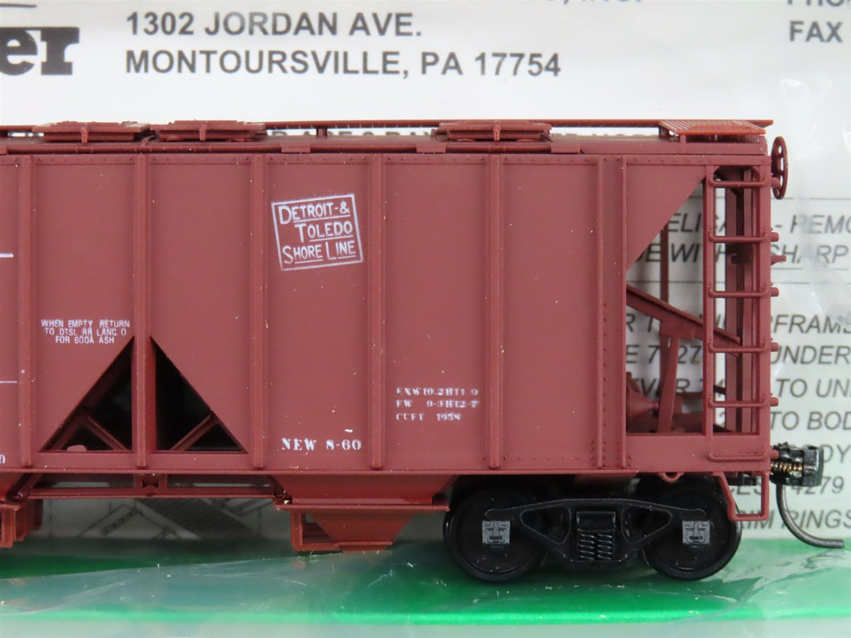 LOT of 11 HO Scale Bowser D&amp;TS &amp; DT&amp;I Railroad 2-Bay Covered Hoppers