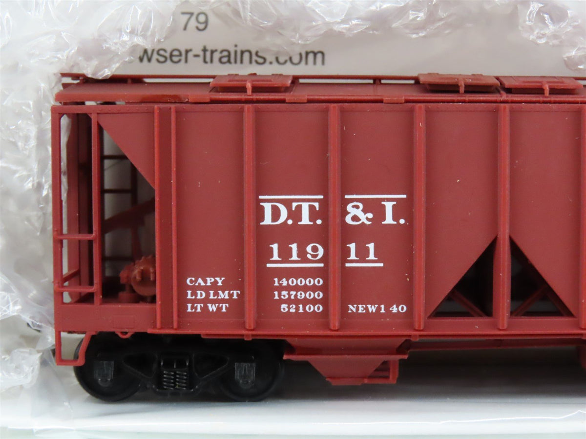 LOT of 11 HO Scale Bowser D&amp;TS &amp; DT&amp;I Railroad 2-Bay Covered Hoppers