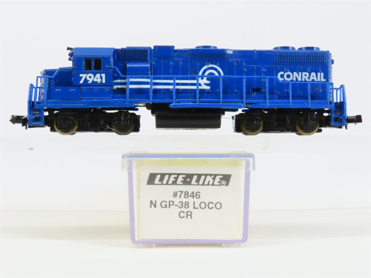 N Scale Life-Like 7846 CR Conrail GP38-2 Diesel Locomotive #7941