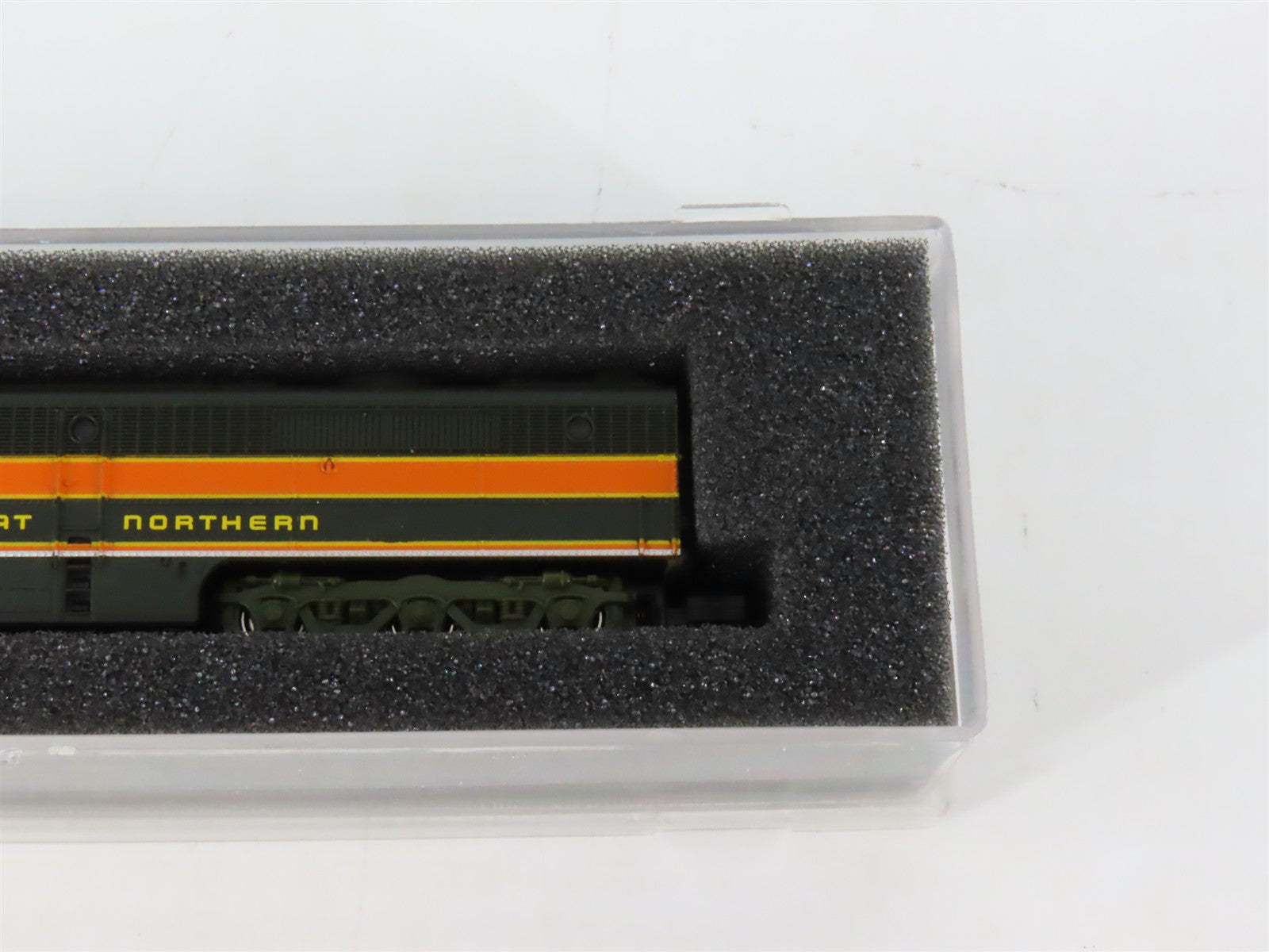 N Scale Con-Cor 001-002104 GN Great Northern PA-1 Diesel Loco #283A UNPOWERED