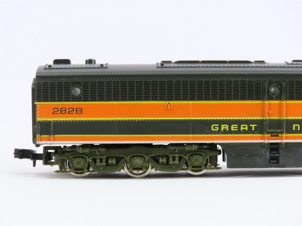 N Scale Con-Cor 001-002044 GN Great Northern PB-1 Diesel Loco #282B UNPOWERED