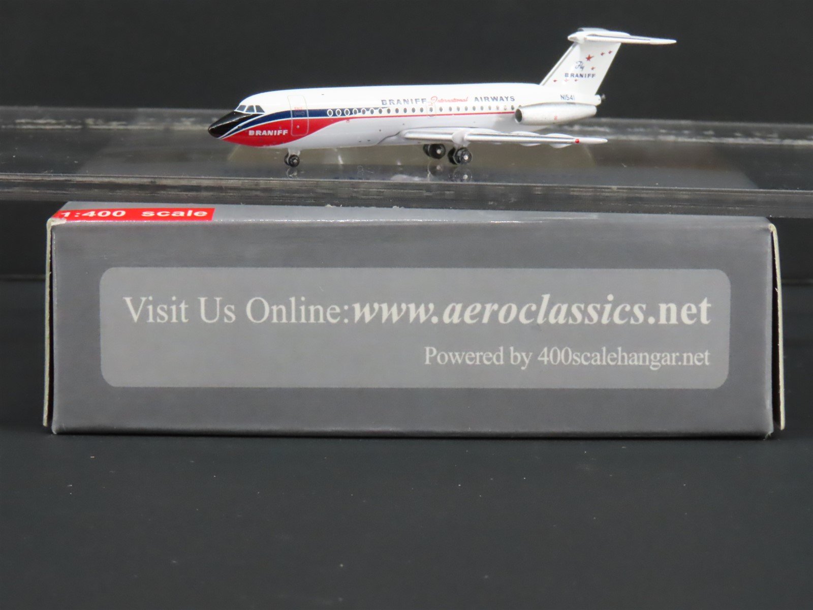 1:400 Aero Classics Die-Cast Braniff British Aircraft Corp BAC-111-200 Aircraft