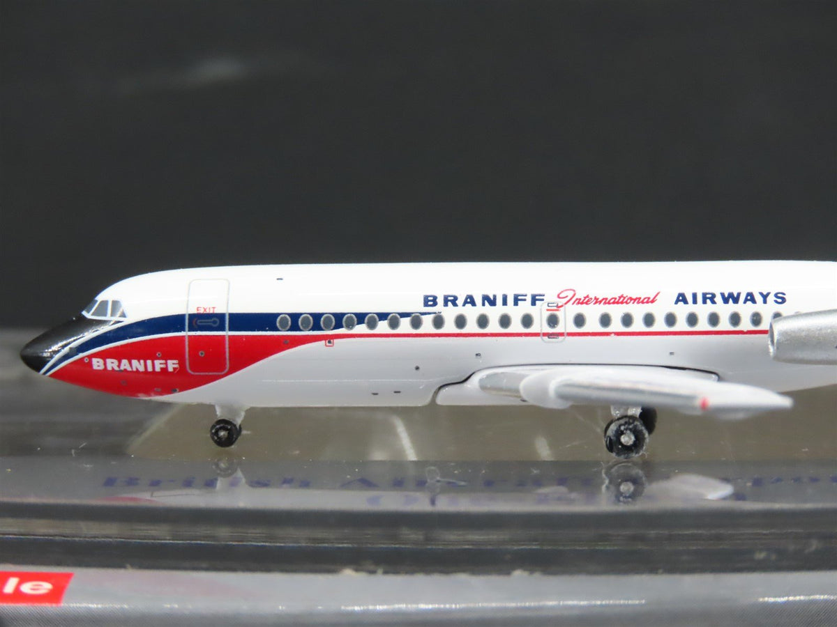 1:400 Aero Classics Die-Cast Braniff British Aircraft Corp BAC-111-200 Aircraft