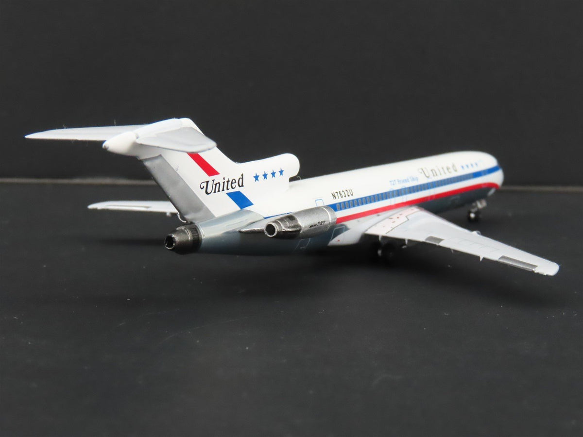 1:400 Scale Aero Classics Die-Cast United &quot;Friend Ship&quot; B-727-222 Aircraft