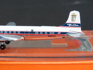 1:400 Aero Classics Die-Cast Delta Air Lines McDonnell Douglas DC-7 Aircraft