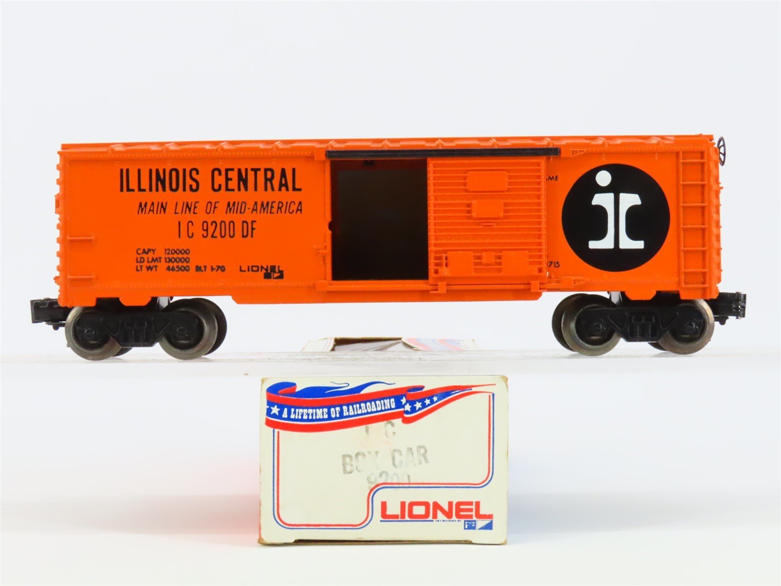 O Gauge 3-Rail Lionel 9200 IC Illinois Central Single Door Boxcar #9200