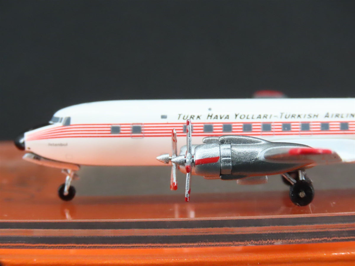 1:400 Aero Classics Die-Cast Turkish Airlines McDonnell Douglas DC-7B Aircraft