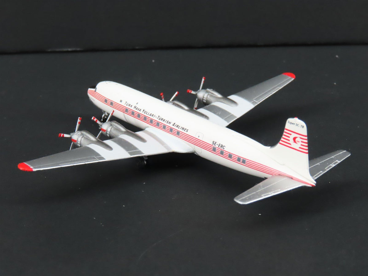 1:400 Aero Classics Die-Cast Turkish Airlines McDonnell Douglas DC-7B Aircraft