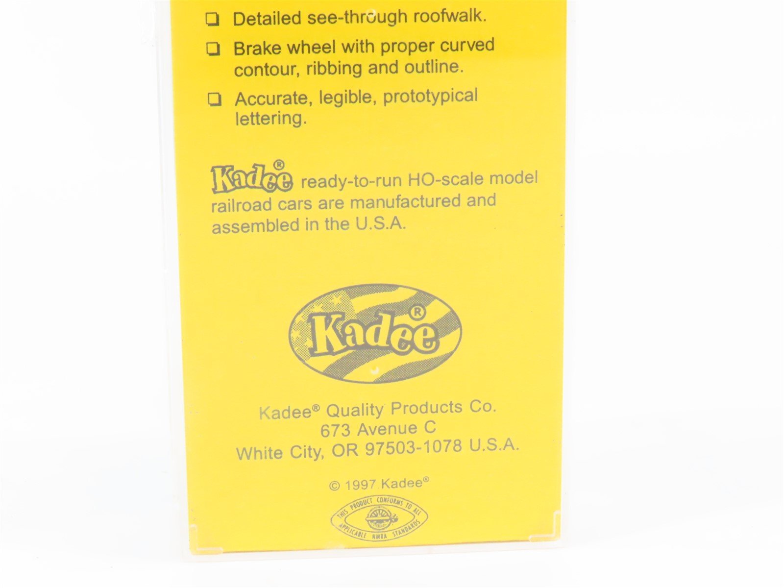 HO Scale Kadee 4013 MON Monon 