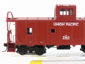 HO Scale Trix 24901 UP Union Pacific Center Cupola Steel Caboose #3763