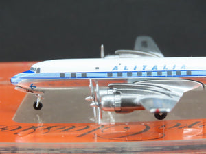 1:400 Aero Classics Die-Cast Alitalia McDonnell Douglas DC-7C/F Aircraft I-DUVA