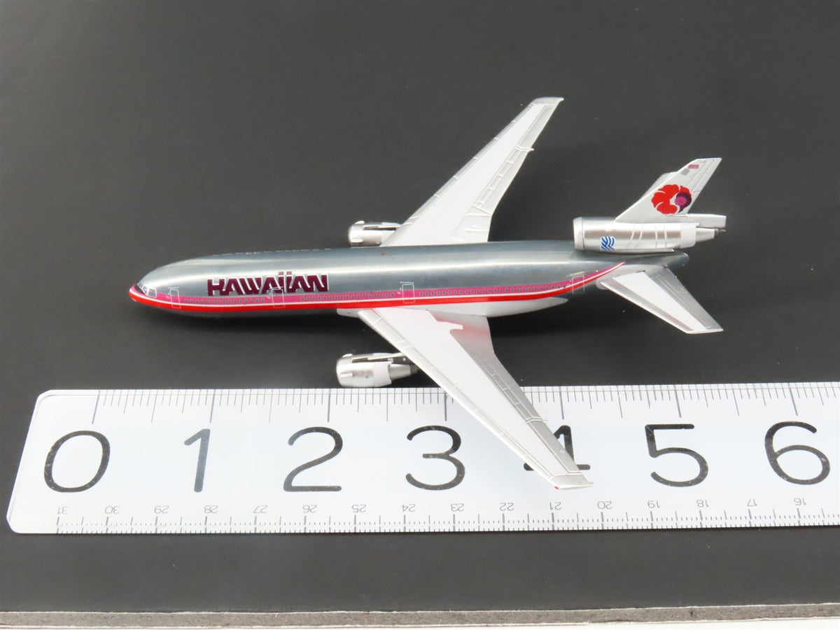 1:400 Aero Classics Die-Cast Hawaiian McDonnell Douglas DC-10-30 Aircraft N141AA