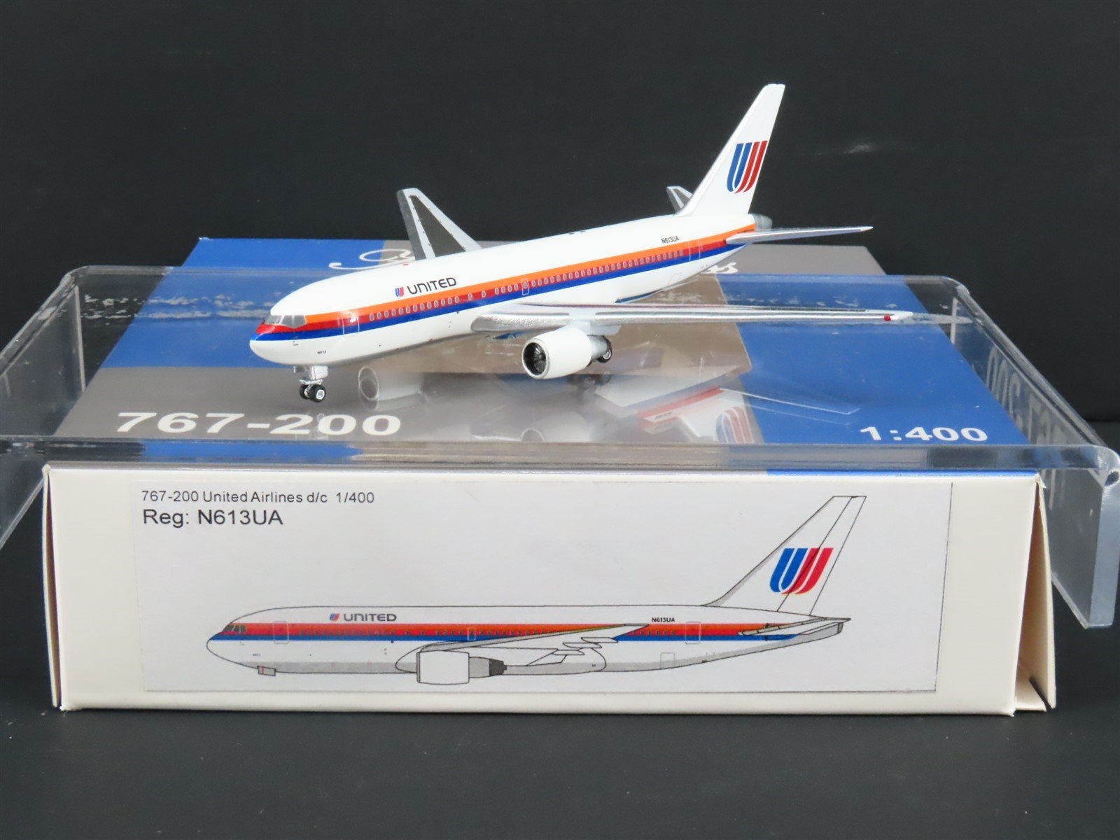 1:400 Aero Classics AC419403 Die-Cast United Airlines Boeing B-767-222 Aircraft