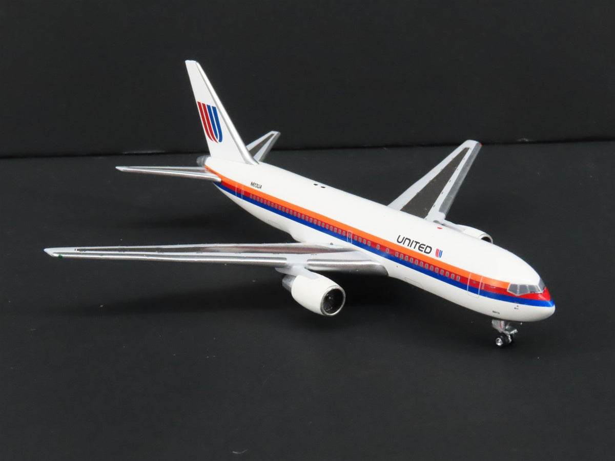 1:400 Aero Classics AC419403 Die-Cast United Airlines Boeing B-767-222 Aircraft