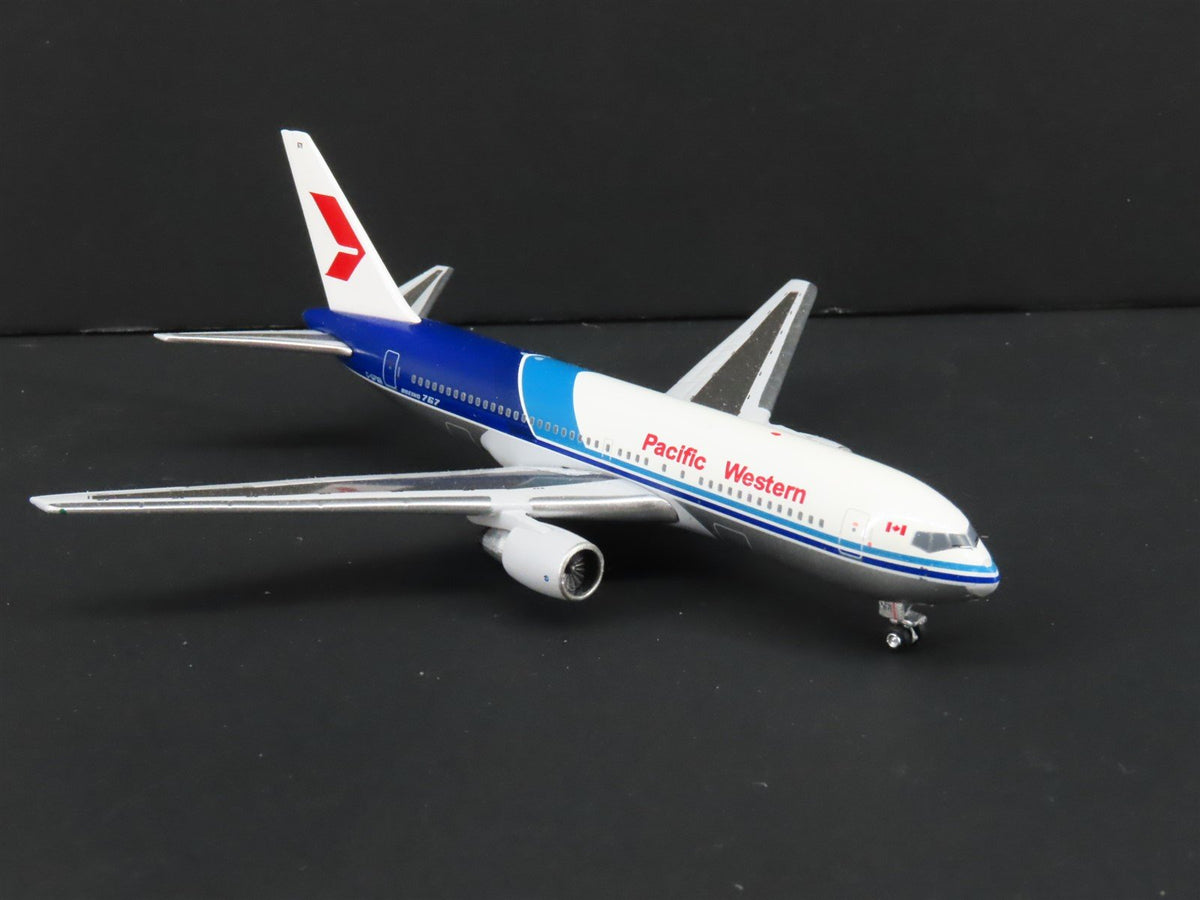 1:400 Aero Classics AC419401 Die-Cast Pacific Western Boeing B-767-275 Aircraft